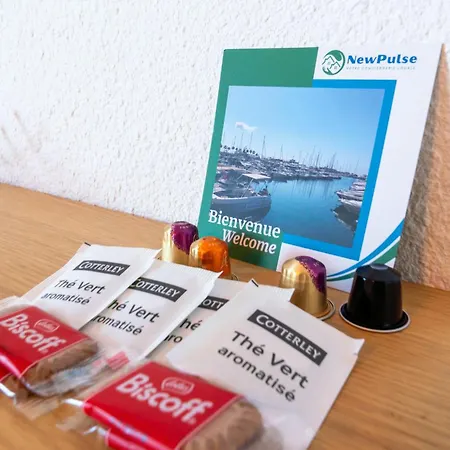 Eden Bleu, Parking, Piscine, Tennis Et Soleil Apartment Antibes